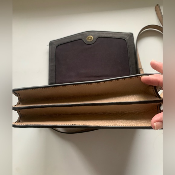 Purse - Picture 5 of 6